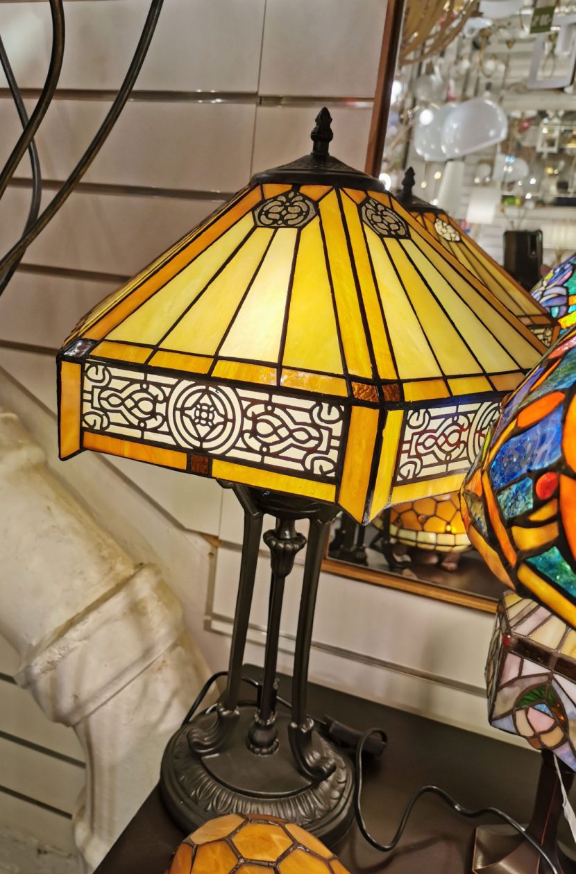 Lampes Tiffany, incontournables Francel Luminaires et décoration à Rouen