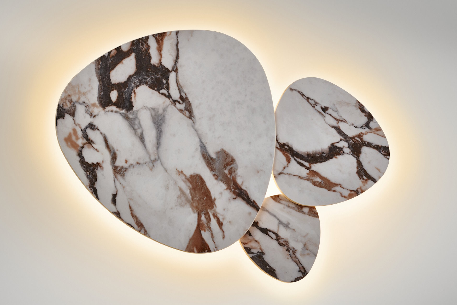 Cameo Gruppenaufnahme Weiss Slider